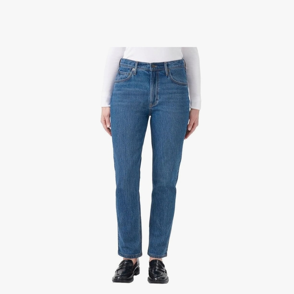 NWOT Kirkland Signature Straight Leg Jeans - Blue